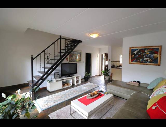 3 BEDROOM DUPLEX FOR SALE IN NOORDHANG